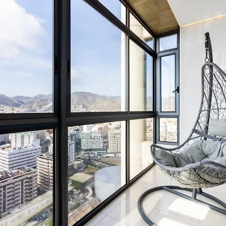 Live Cruz Tower Apartment