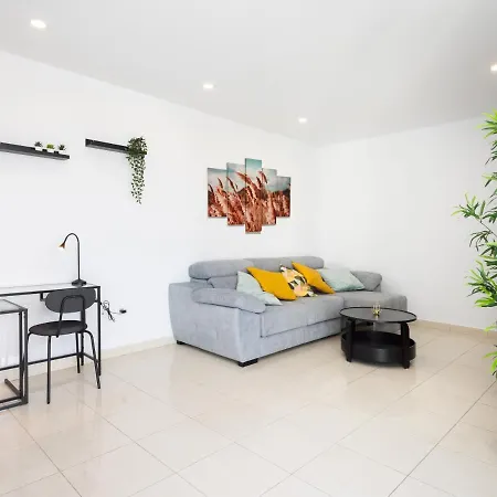 Apartment Live Cruz Tower