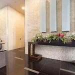 Live Cruz Tower Apartment *