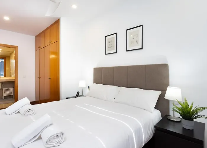 Live Cruz Tower Appartement *