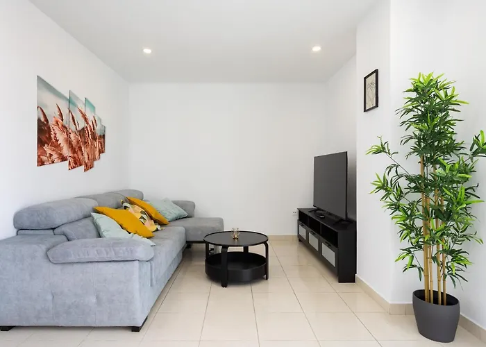 Live Cruz Tower Santa Cruz de Tenerife